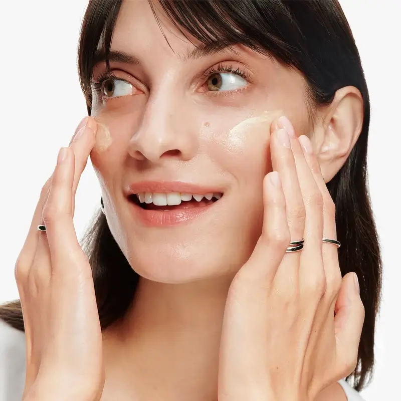 Clinique Dramatically Different Moisturising Lotion Lotion hydratante Spf50, 50 ml - Image 3