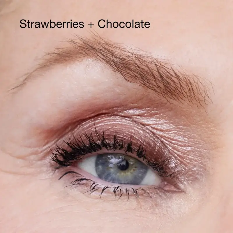Clinique High Impact Shadow Play Ombre à paupières Fraise + Chocolat, 1.9 g - Image 3