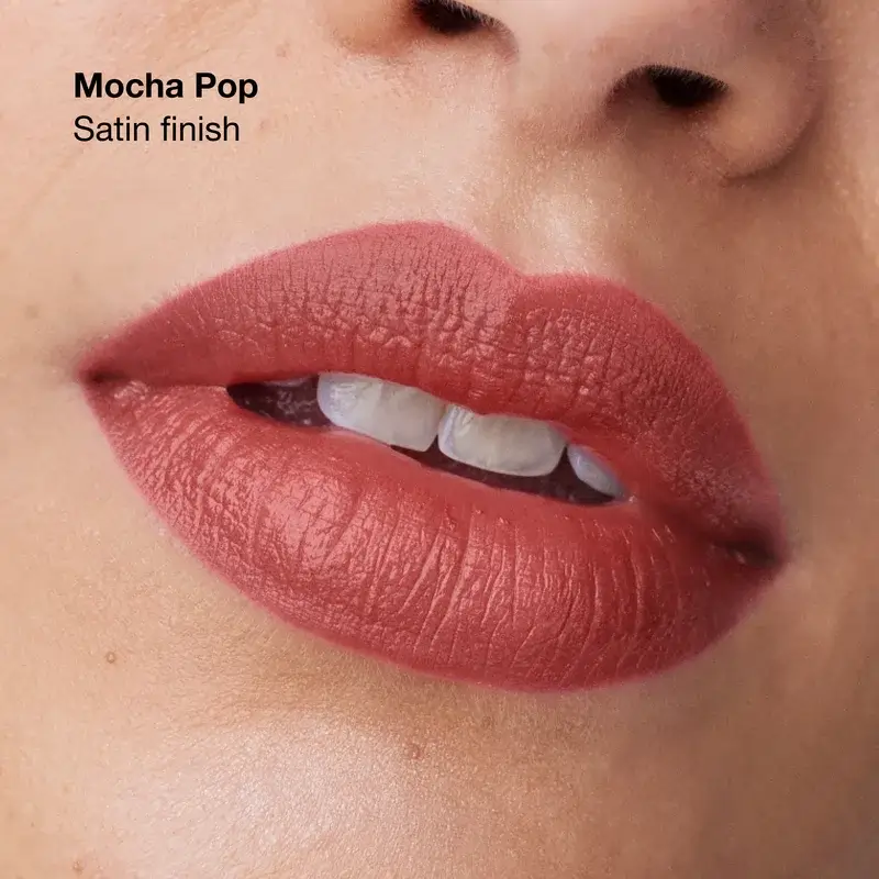 Clinique Rouge à lèvres Pop Longwear Satin Mocha Pop, 3.9 grammes - Image 3
